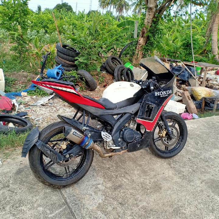 yamaha r15 faring รถโบราณ