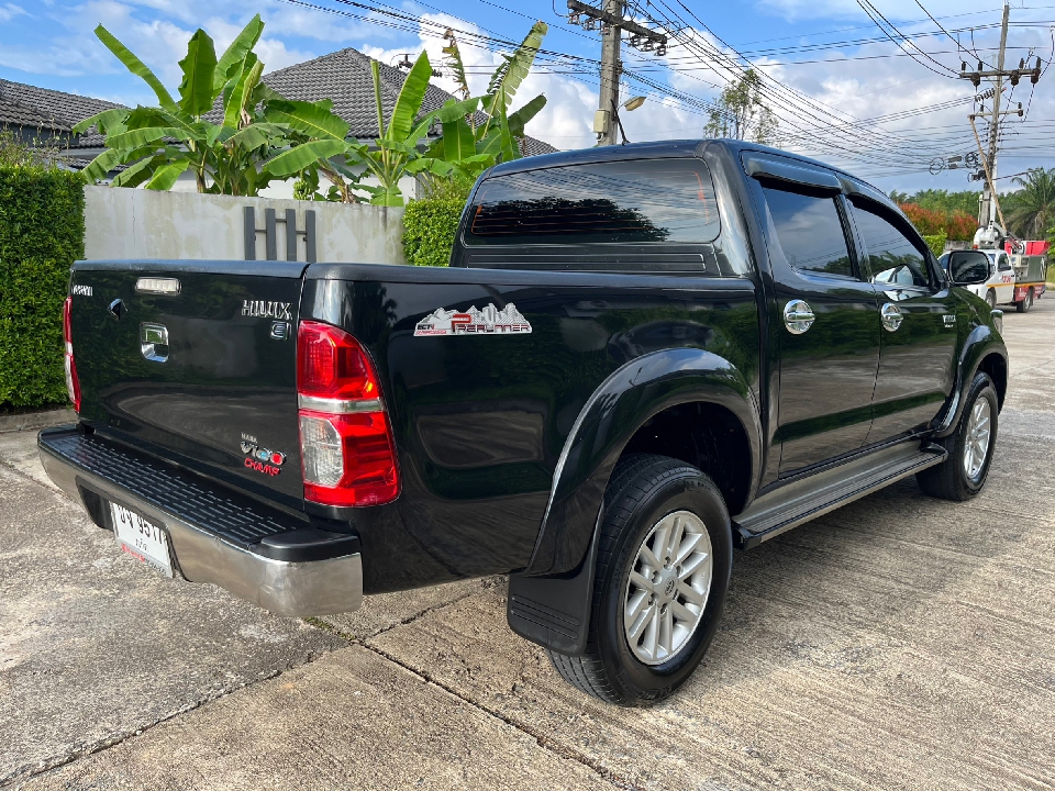 TOYOTA VIGO CHAMP 2.5 E VN TURBO CAB AT ปี 2013