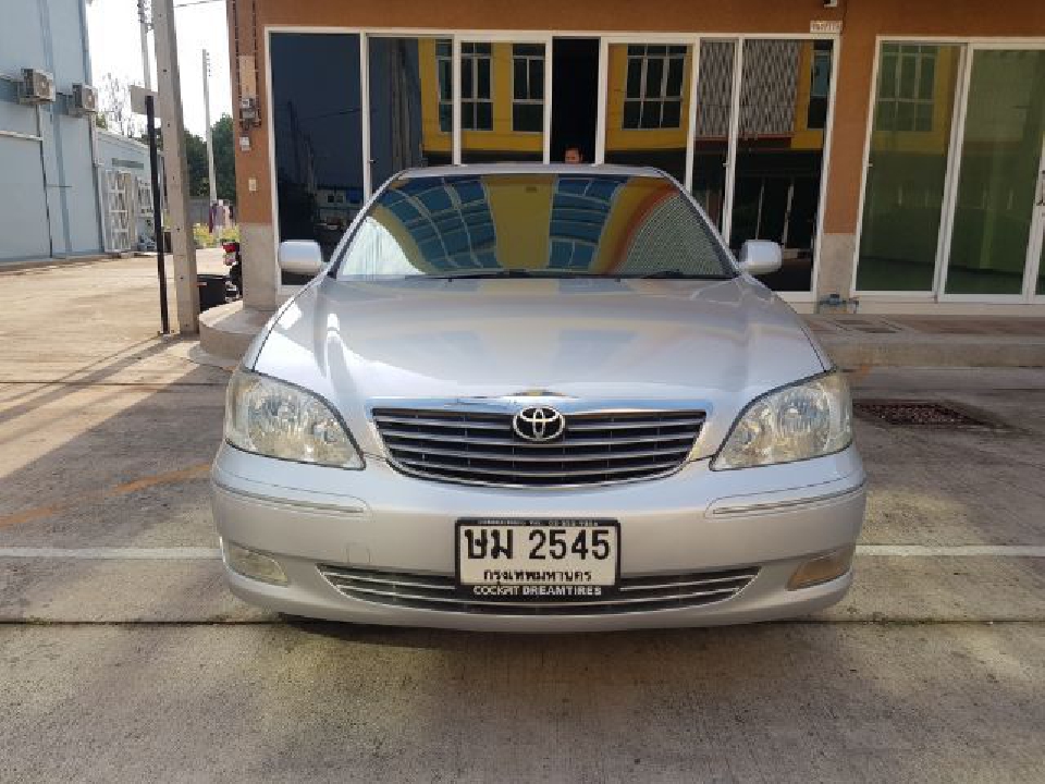 toyota camry 2.0 e ปี2004