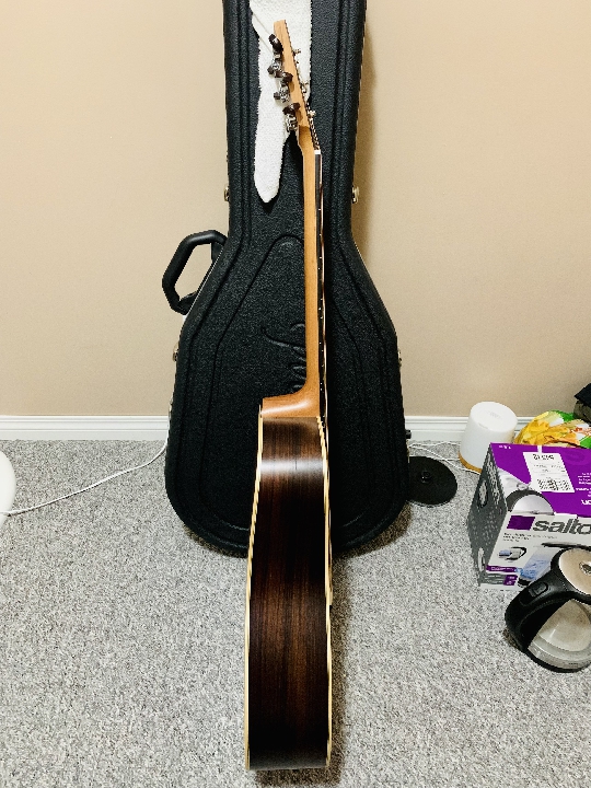 Lakewood D-32 Guitar