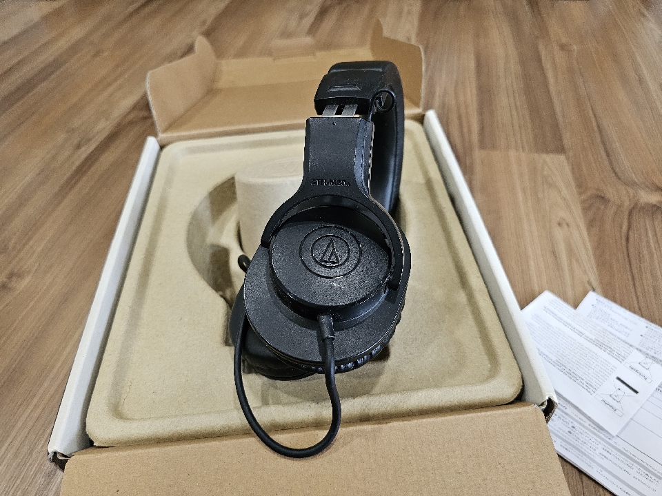 Tascam us-2×2  พร้อมชุดหูฟัง audio-technica ATH-M20x