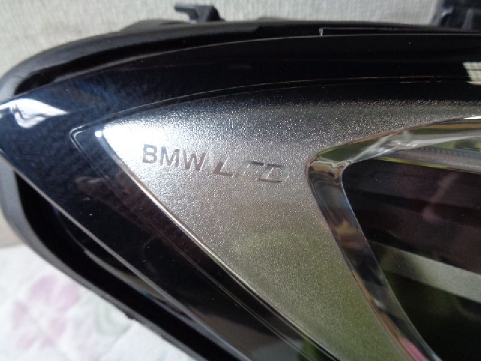 ไฟหน้า BMW  Series 3ขวา G20 0 301 106 634 08