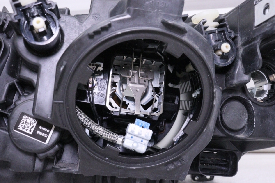 ไฟหน้าขวา BMW Series 3  ของแท้