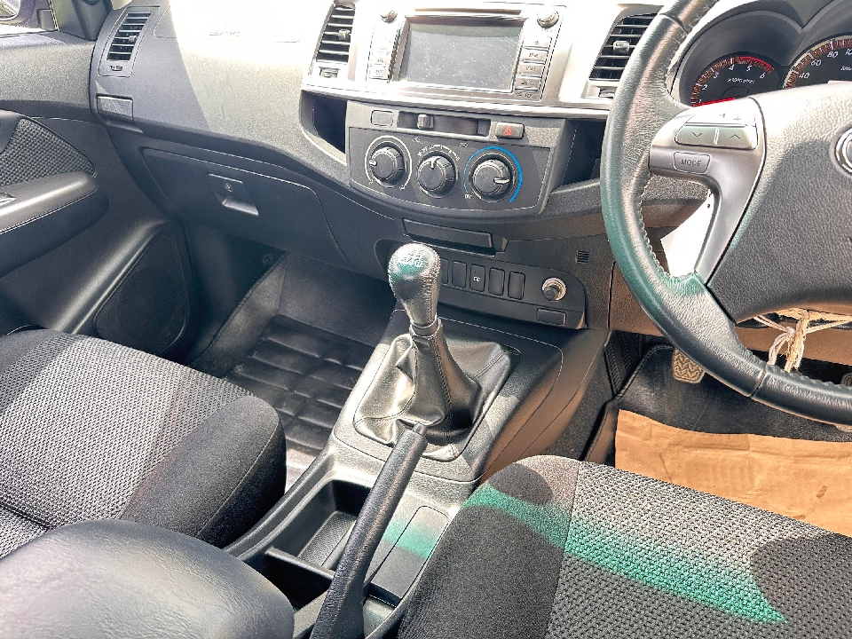 Toyota Vigo Champ Smart Cab 2.5 E Prerunner MT  2015
