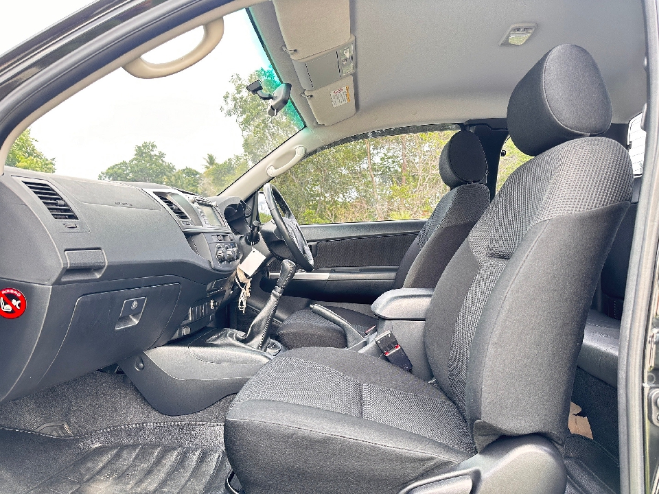 Toyota Vigo Champ Smart Cab 2.5 E Prerunner MT  2015