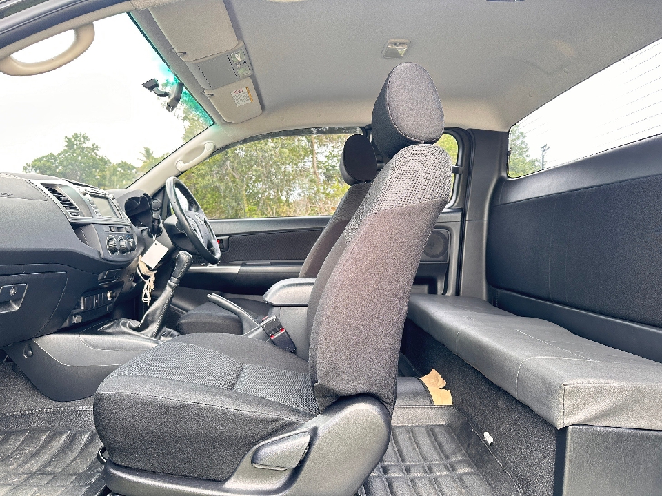 Toyota Vigo Champ Smart Cab 2.5 E Prerunner MT  2015