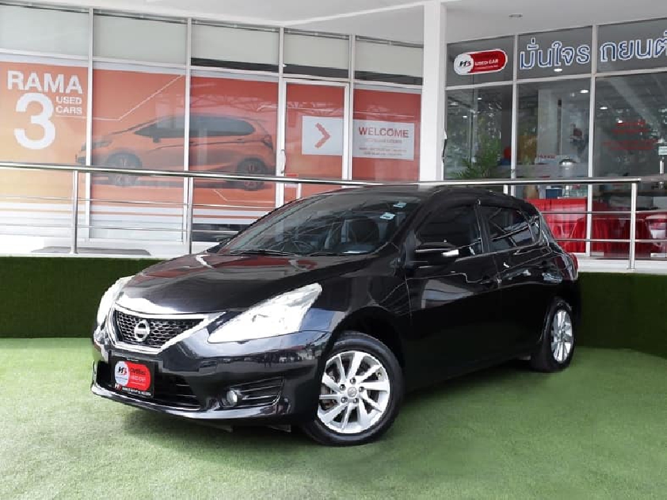 ถูกสุด Nissan Pulsar 1.6 V เกียร์ auto สีดำ ปี 20