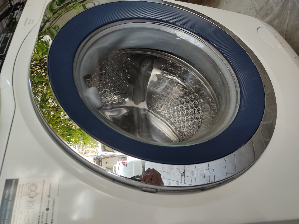 เครื่องซักผ้ามือสอง: ELECTROLUX 10KGs.