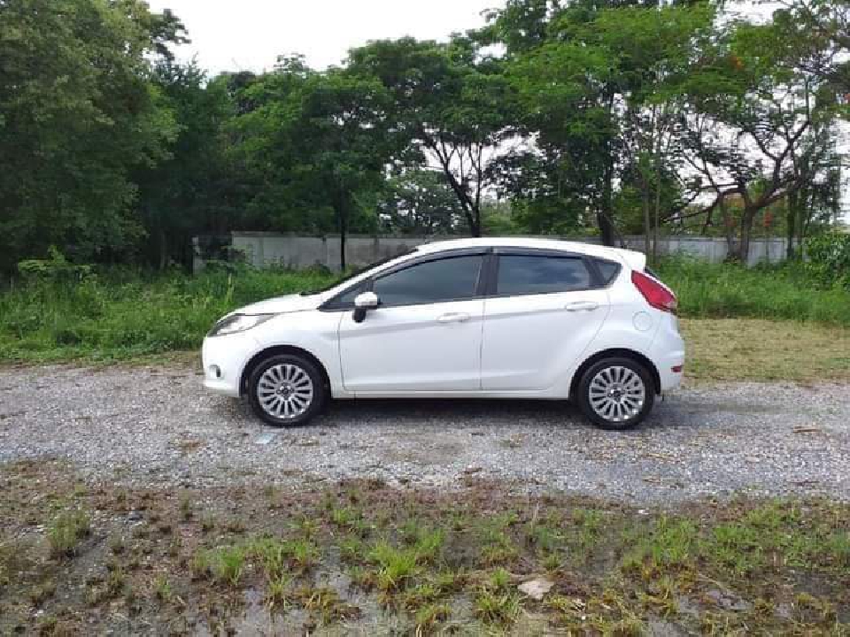 Ford Fiesta 1.6 hatchback 2011