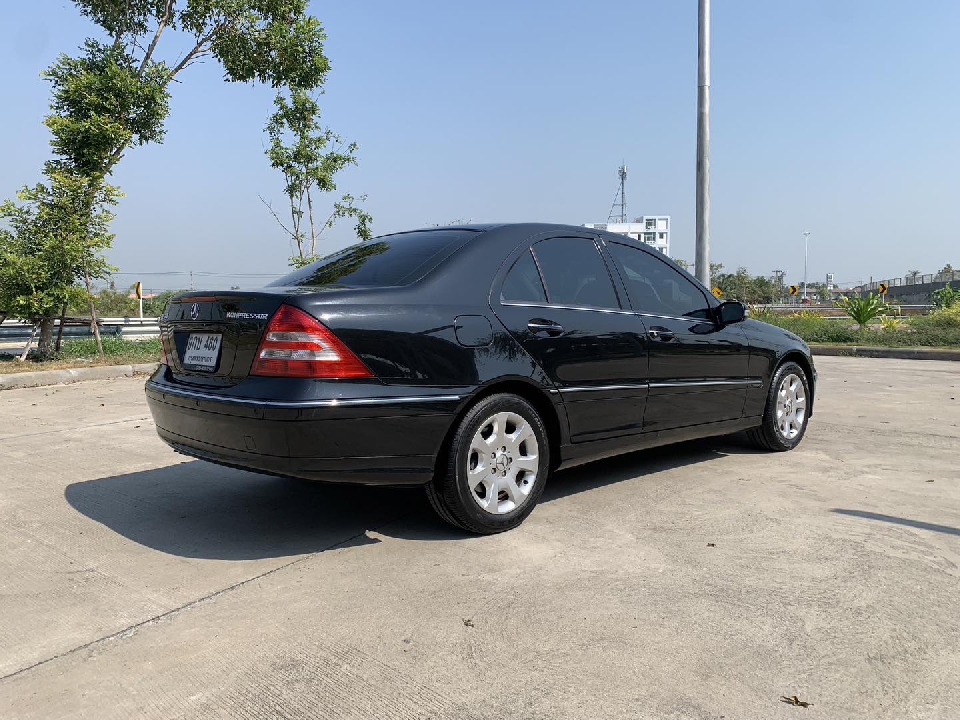 Mercedes Benz C230  kompressor Elegance ปี2005