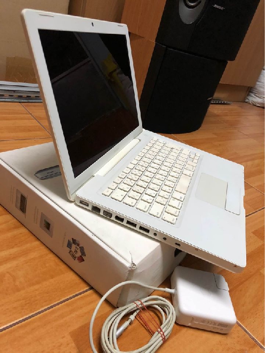 MacBook