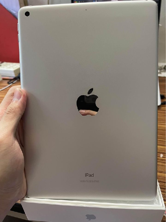 ขาย Ipad Gen 7 สภาพ 99% เจ้าของใช้เอง ดูแลดีมาก