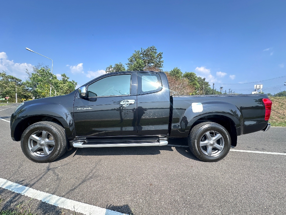 ISUZU D-MAX HI-LANDER SPACECAB 3.0 VGS Z-Prestige Navi MT 2012