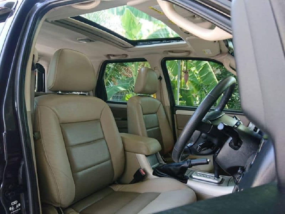 FORD ESCAPE 2.3XLT AT 4X4 ปี2008