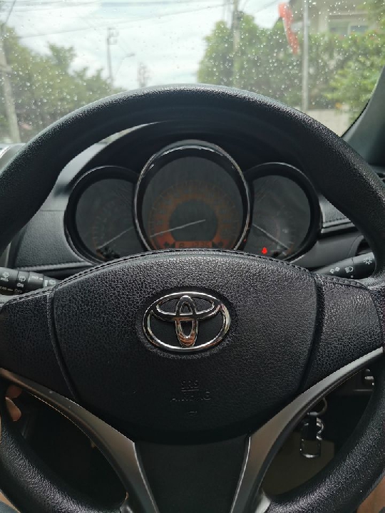 toyuta yaris 1.2