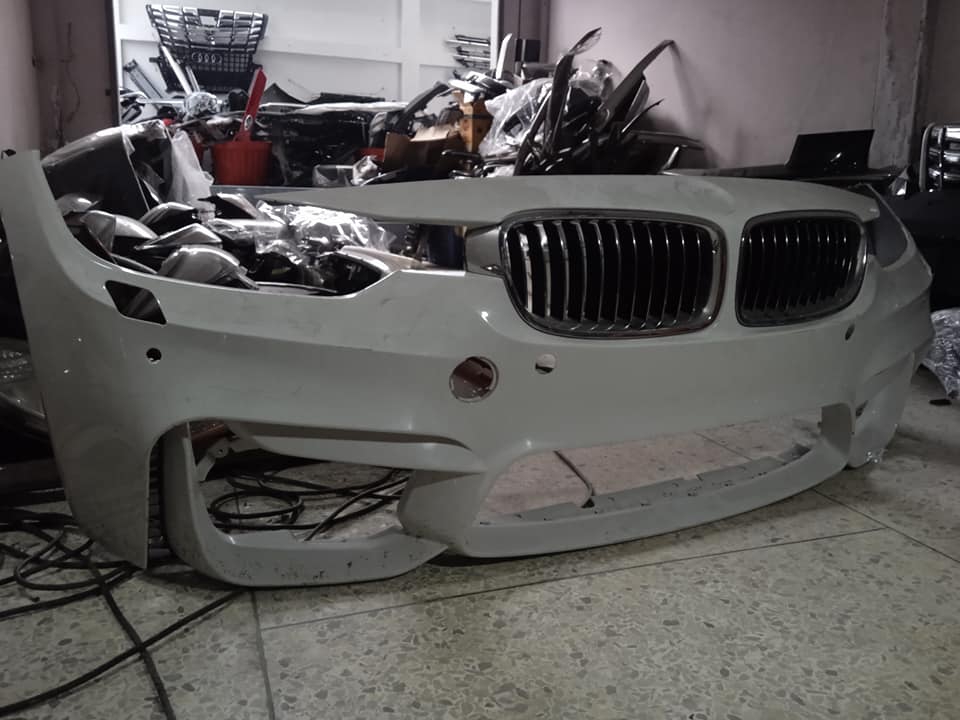 กระจังหน้า BMW Series 3  ปี 2021