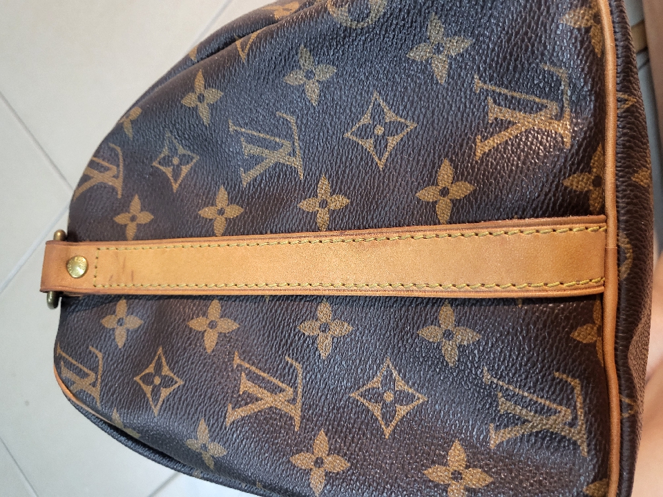 กระเป๋า LOUIS VUITTON Speedy 30 ปี 2011
