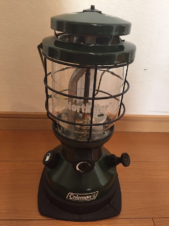 ชุดโคมไฟโคลแมน 4 ชิ้น Coleman Coleman Coleman North Star 2000 LED String Light Lantern Case Coleman