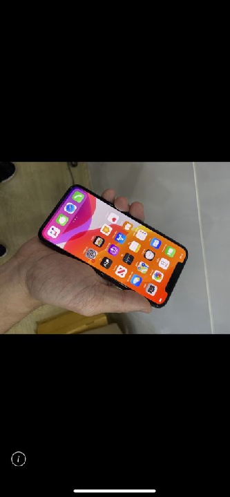 iPhone 11 Pro 256GB สีเขียว เครื่องศูนย์ สภาพ 99%