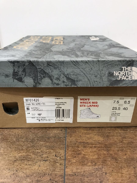 รองเท้าเดินป่า North Face 25.5 ซม