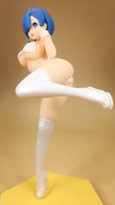 ฟิกเกอร์, REM