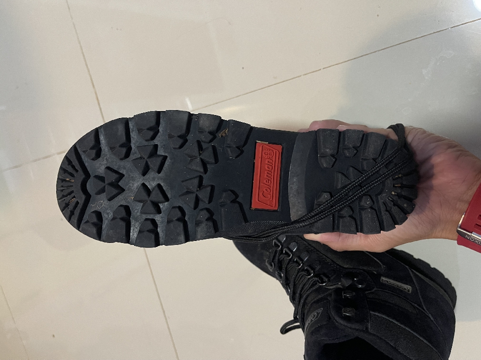 Coleman รองเท้าเดินป่า ขนาด39-40 สภาพใหม่ ไม่มีตำหนิ