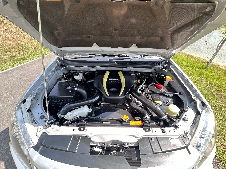 ISUZU D-MAX SPACECAB 2.5 Z MT 2013