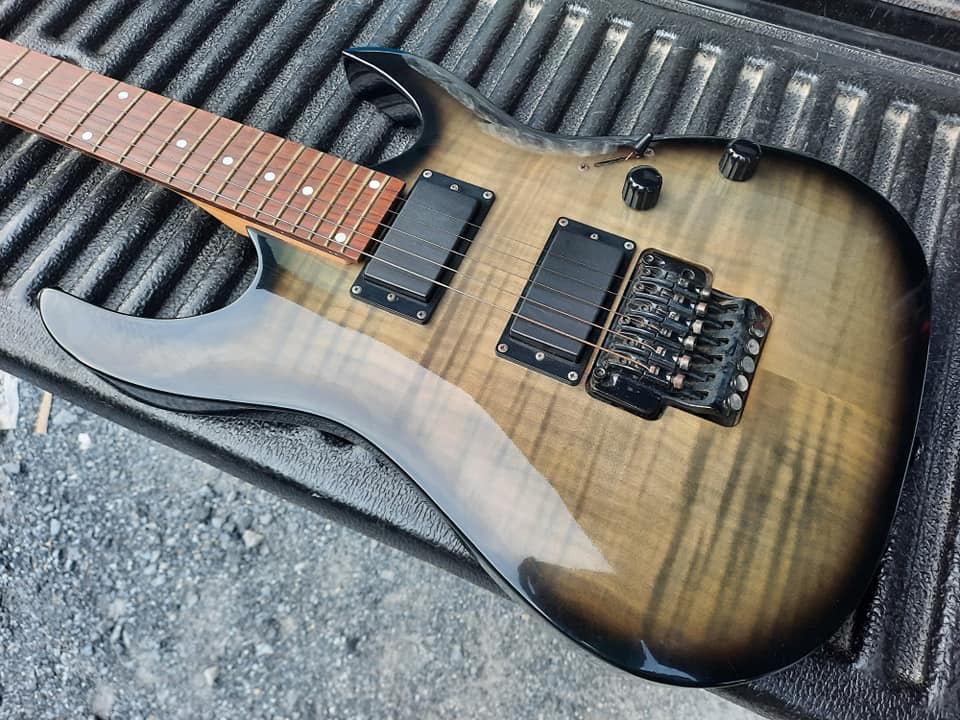 กีต้าร์ไฟฟ้า Ibanez gio