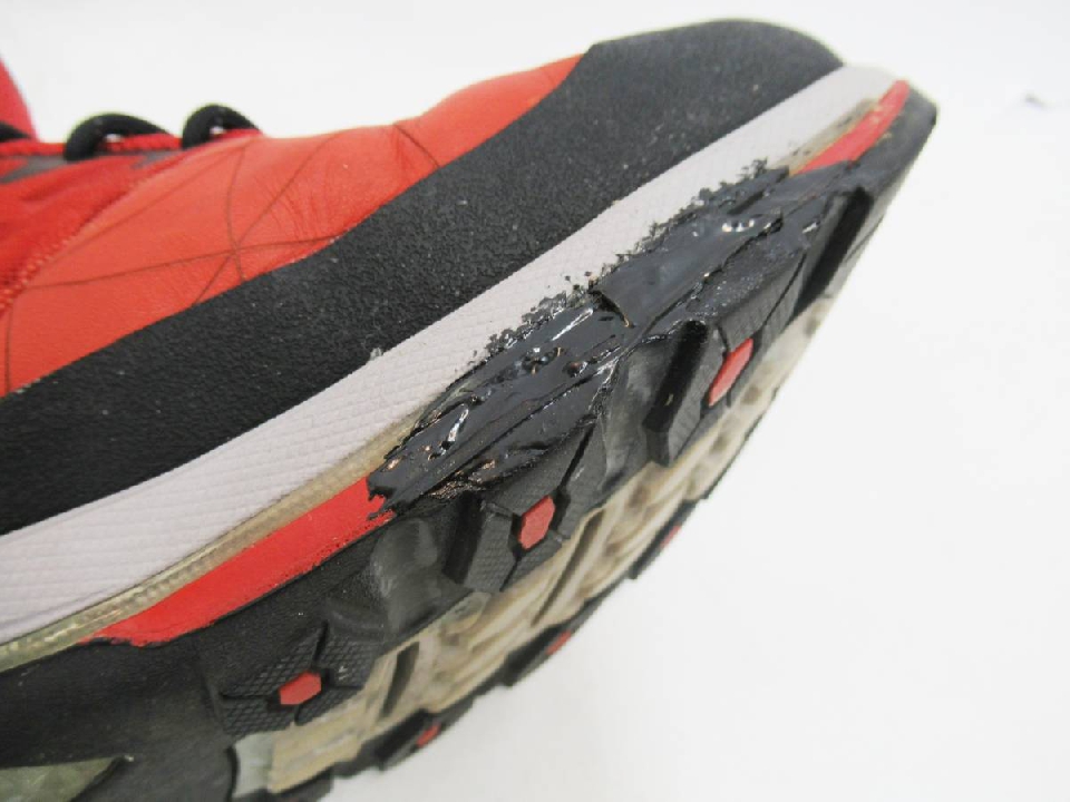 THE NORTH FACE รองเท้าเดินป่า  26.5cm red