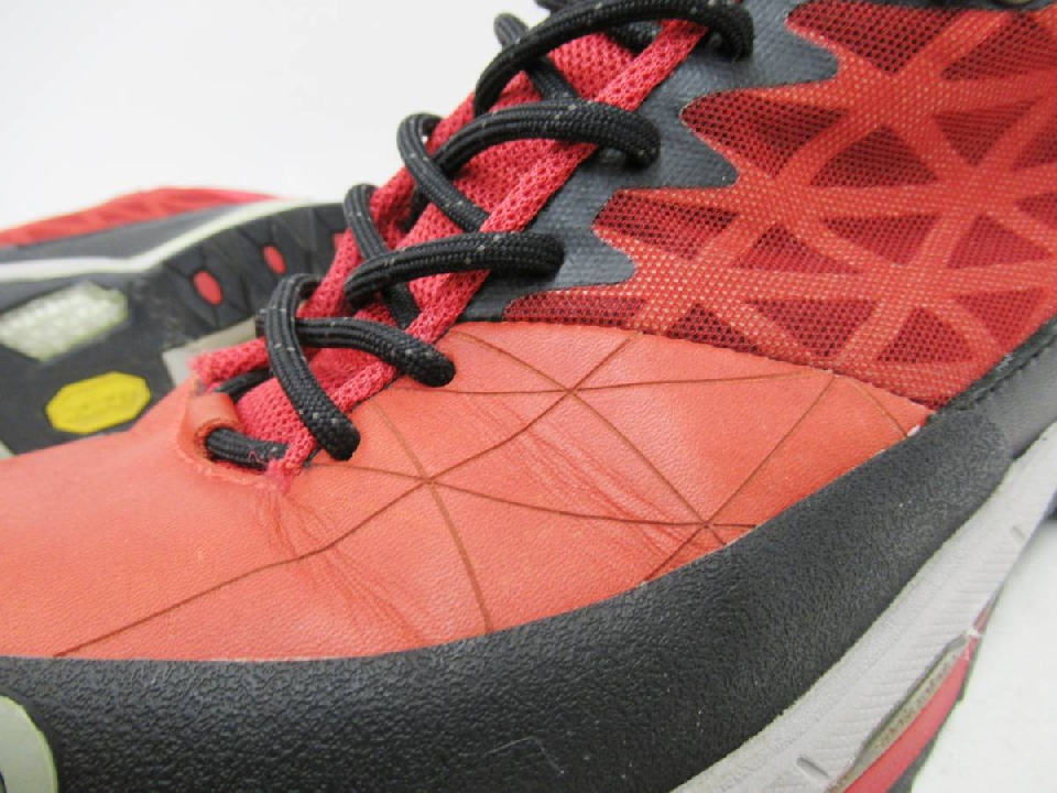 THE NORTH FACE รองเท้าเดินป่า  26.5cm red