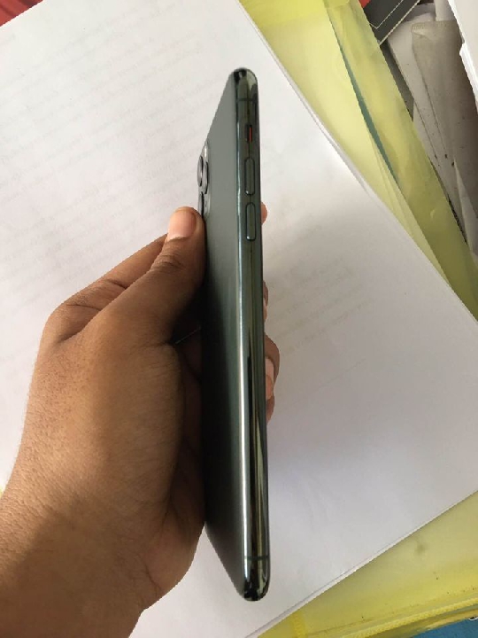 Iphone 11 pro max 64gb