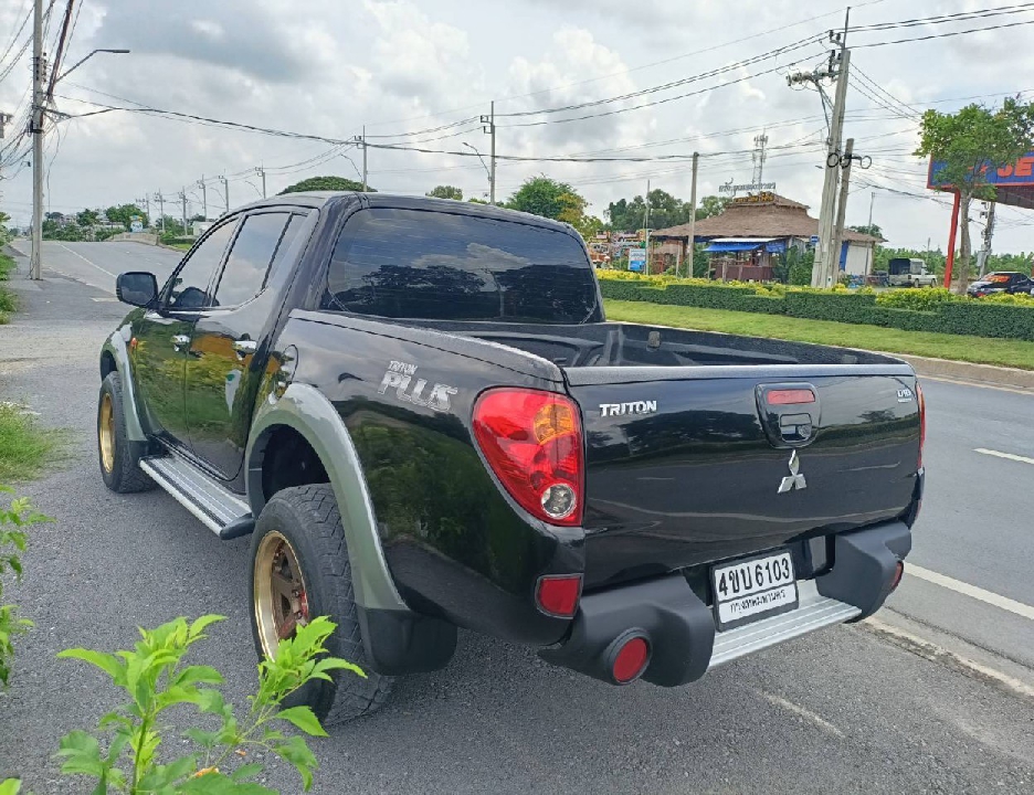 Mitsubishi Triton Plus 2.5 GLS 2WD เกียร์ธรรมดา ปี 2009