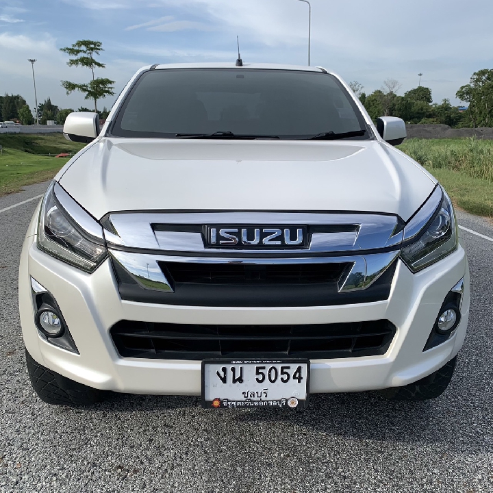 ISUZU D-Max Hi-Lander 4ประตู 1.9 Ddi L ปี2018 สวย สะอาด สีเดิมทั้งคัน ไร้อุบัติเหต