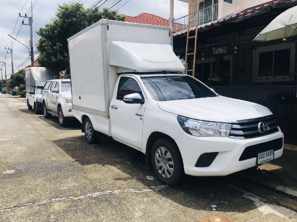 Toyota Toyota Revo single cab 2.8 J Plus 2016