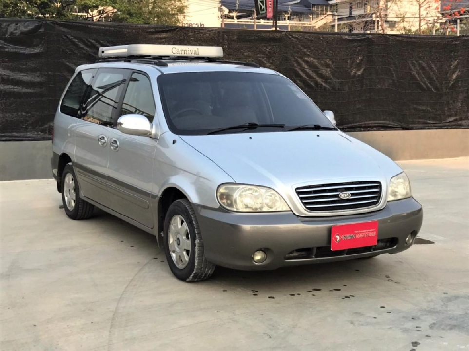 KIA CARNIVAL 2.4 ปี