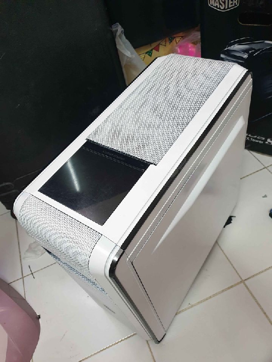 เคสคอมพิวเตอร์เปล่า Cooler Master CM 690