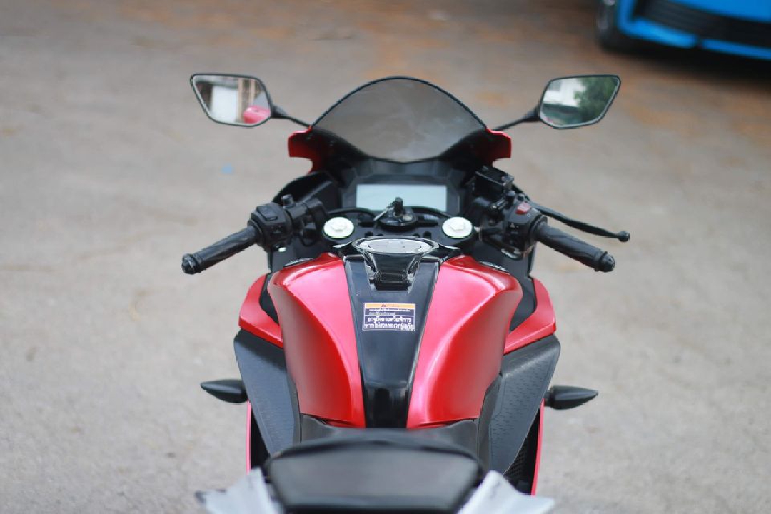 Vาย Yamaha YZF-R15 รถบ้านเล่มพร้อมโอน