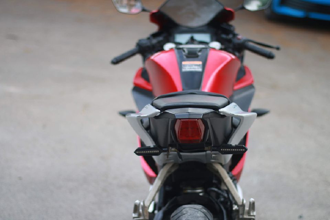 Vาย Yamaha YZF-R15 รถบ้านเล่มพร้อมโอน