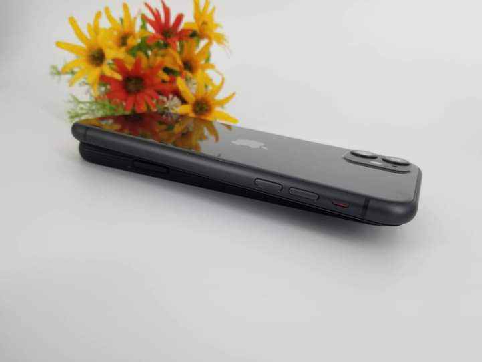 iPhone 11 64G Black