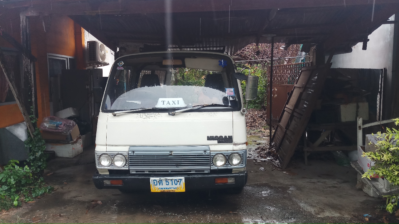 Nissan urvan e23 เครื่องtd 27 turbo