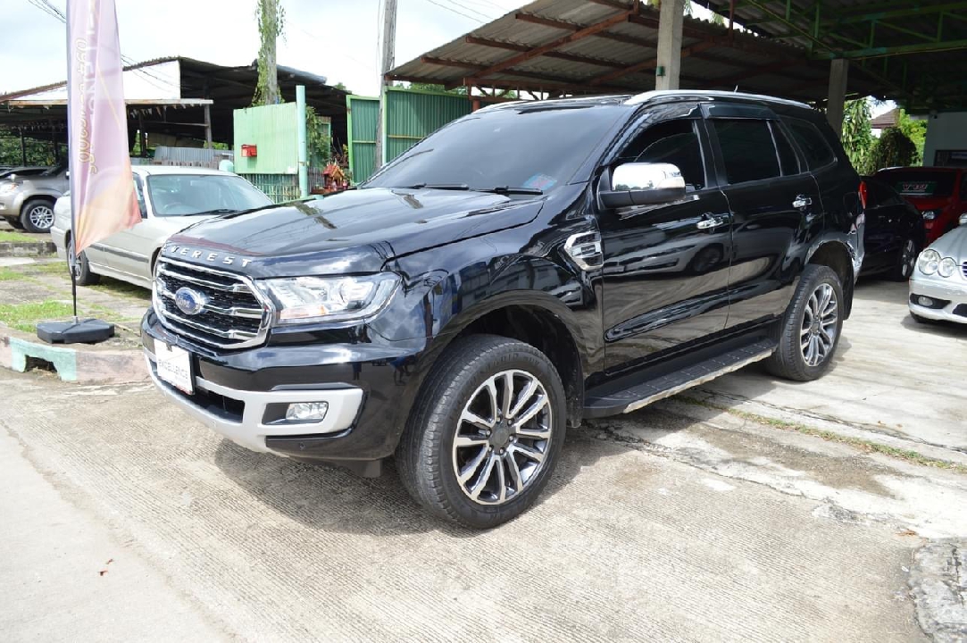 ฟรีดาว์Ford everest4x4 ออกรถง่ายๆทุกอาชีพ