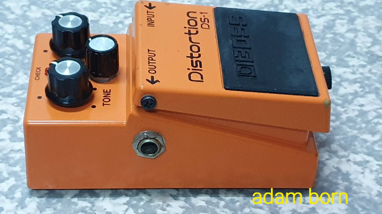 **ขายครับผม! Boss DS1 สภาพดี ใช้งานได้ปรกติครับ **