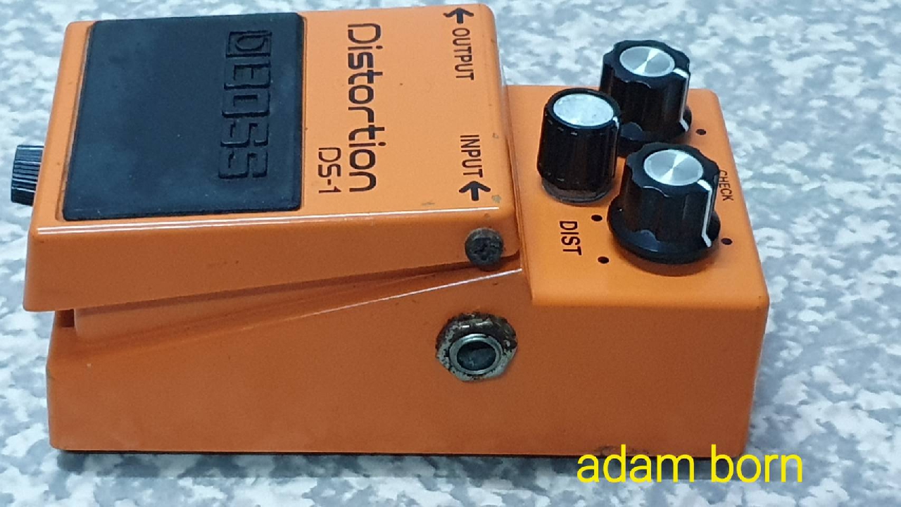 **ขายครับผม! Boss DS1 สภาพดี ใช้งานได้ปรกติครับ **