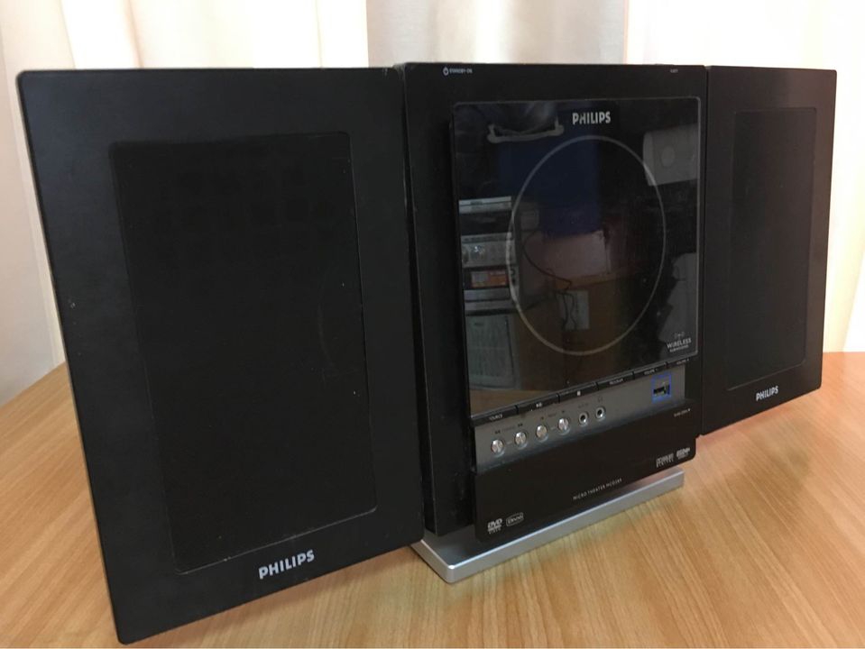 PHILIPS MCD289 สวยๆ เสียงดี เน้นฟังสบายหู ในห้องนอน โต้ะทำงาน ใช้ได้ aux/fm 490฿(ติดจอง)