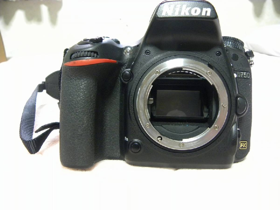 กล้องดิจิตอล Nikon Full Size D750　