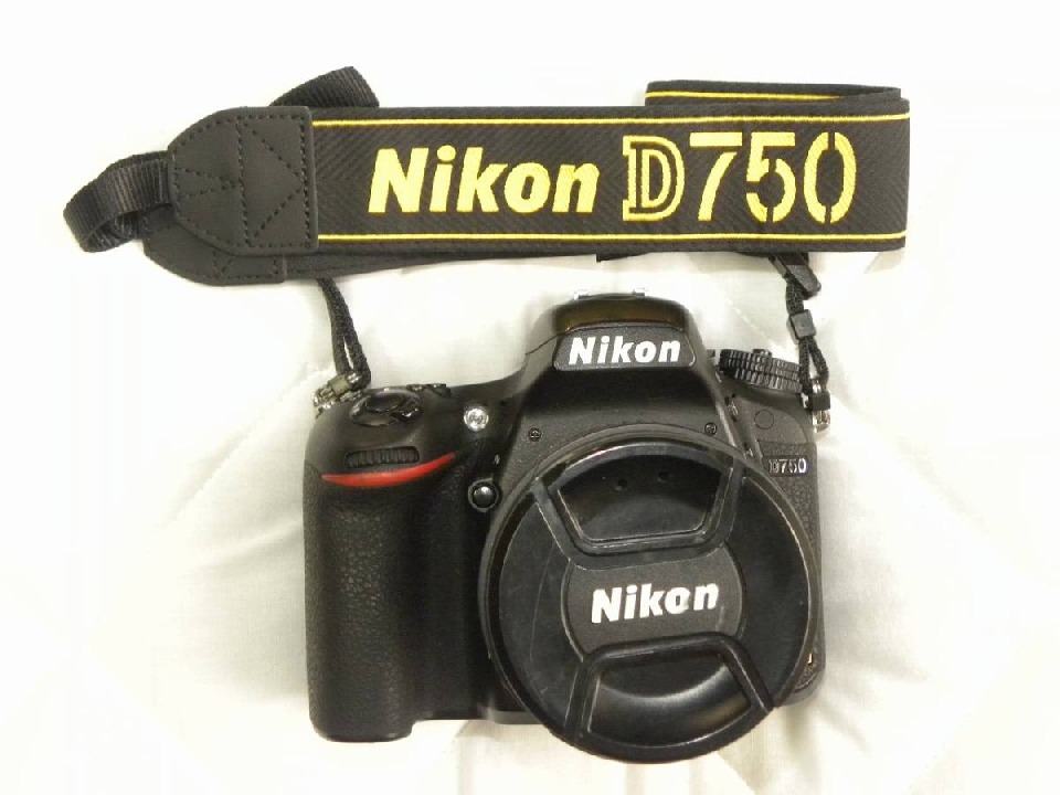 กล้องดิจิตอล Nikon Full Size D750　