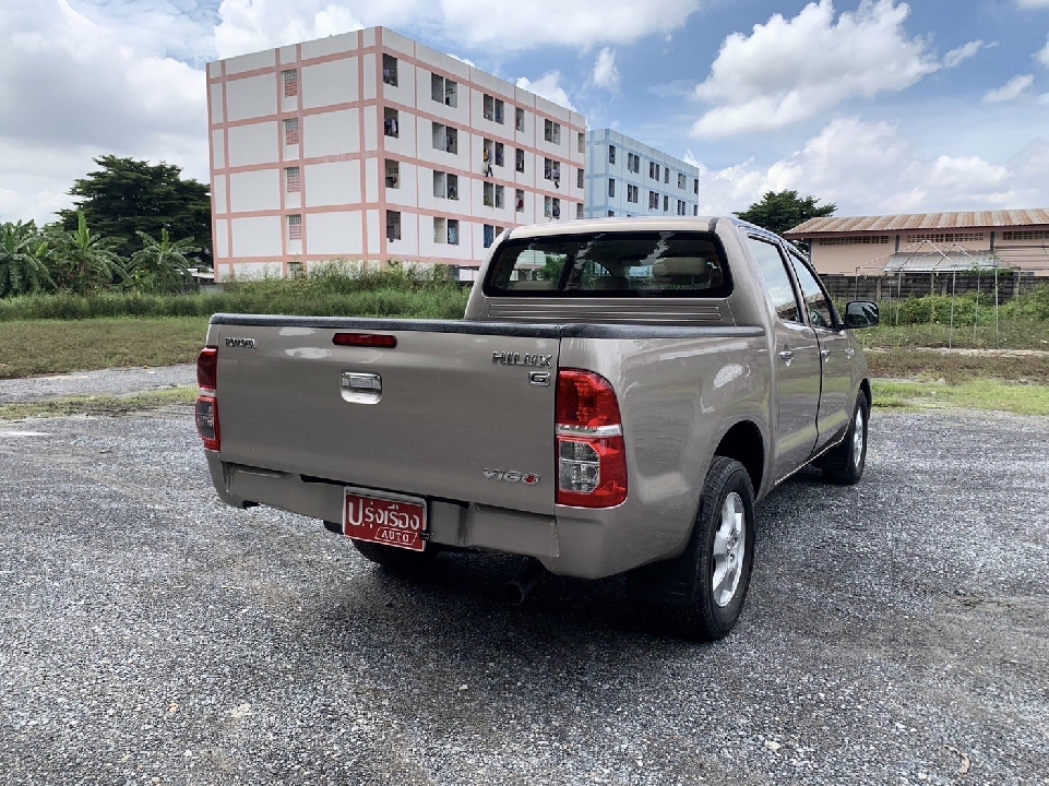 Toyota Hilux Vigo 3.0 G Double Cab เกียร์ออโต้​ ปี​ 2011