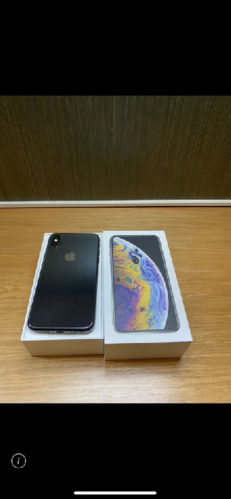 iPhone XS  256GB สีดำ เครื่องศูนย์ สภาพ 95%