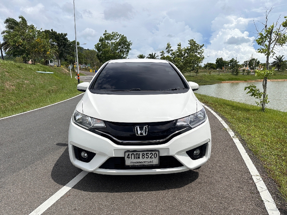 HONDA JAZZ  1.5 i-VTEC SV+ AT 2015