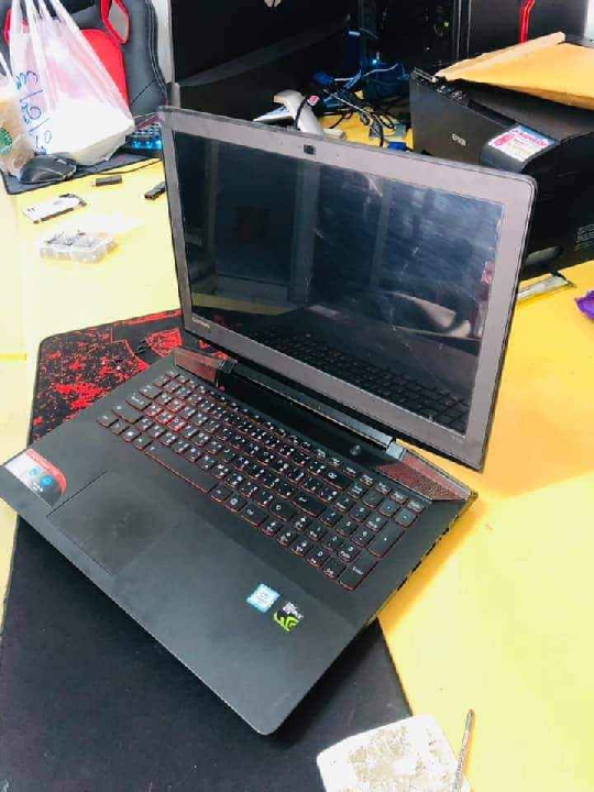Lenovo Y700 -15isk
